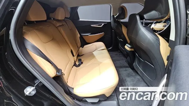 Kia EV6 2023 thumb 11