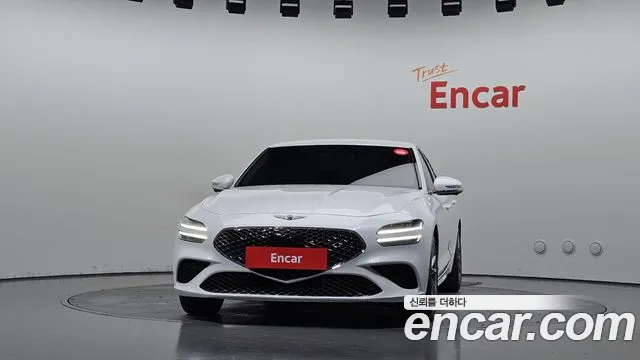 Genesis G70 2023 thumb 3