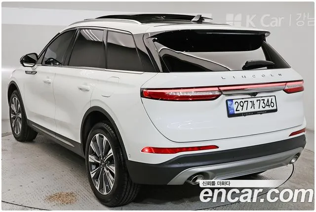 Lincoln Corsair 2022 thumb 2