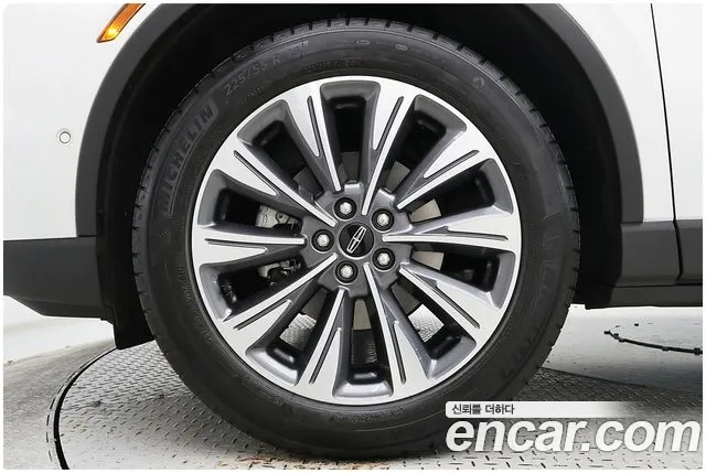 Lincoln Corsair 2022 thumb 5