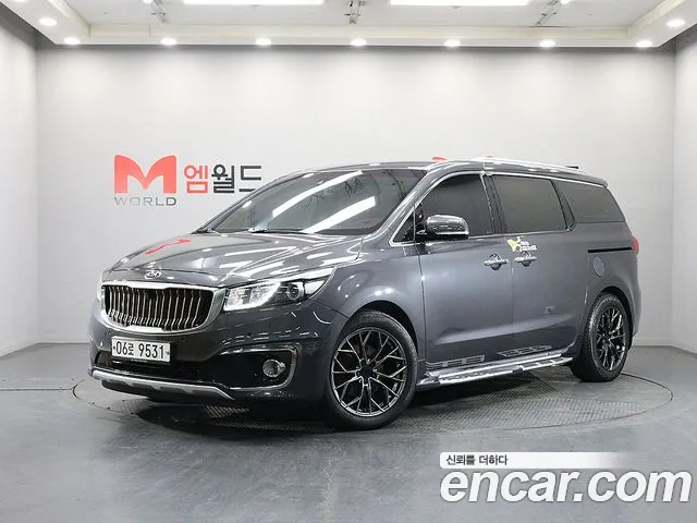 Kia Carnival 2017 thumb 12