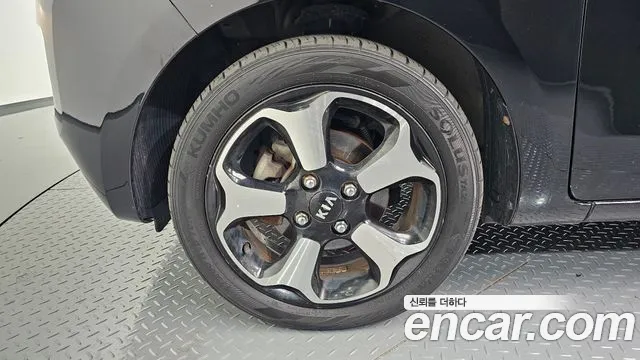Kia Ray 2012 thumb 4