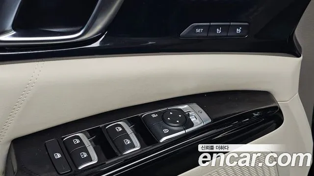 Kia Carnival 2021 thumb 12