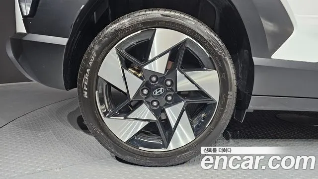 Hyundai Kona 2024 thumb 5