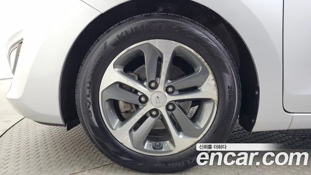 Hyundai i30 2015 thumb 5