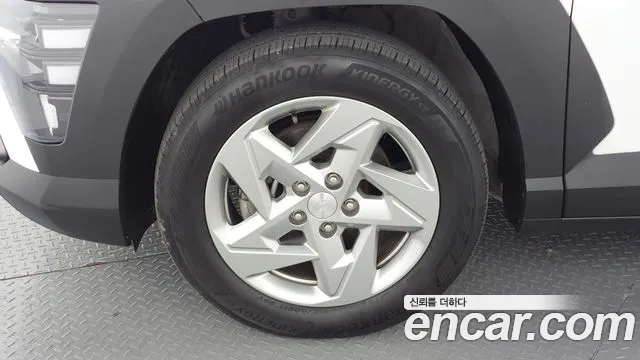Hyundai Kona 2023 thumb 5