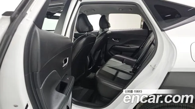 Hyundai Kona 2023 thumb 11