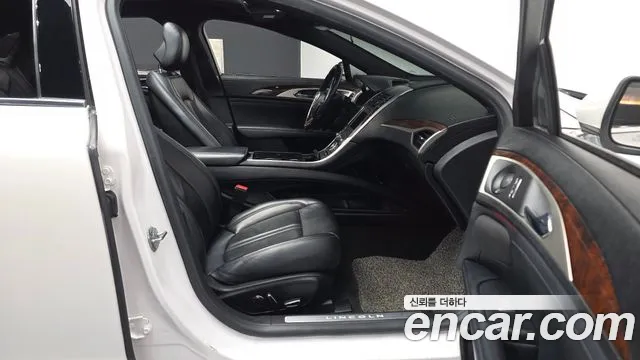 Lincoln MKZ 2018 thumb 10