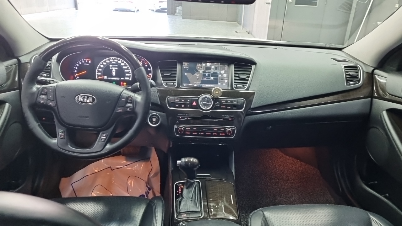 Kia K7 2013 thumb 7