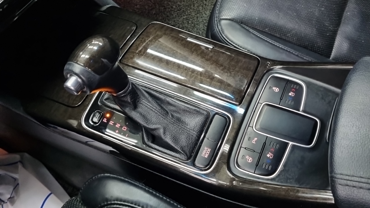 Kia K7 2013 thumb 9