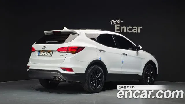 Hyundai Santa Fe 2017 thumb 2