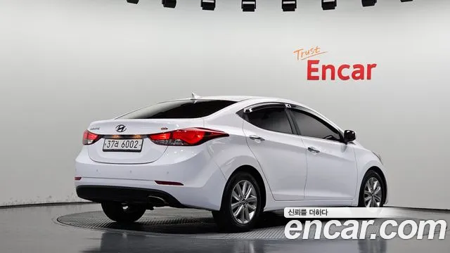 Hyundai Avante 2015 thumb 2