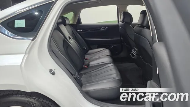 Genesis G80 2022 thumb 12