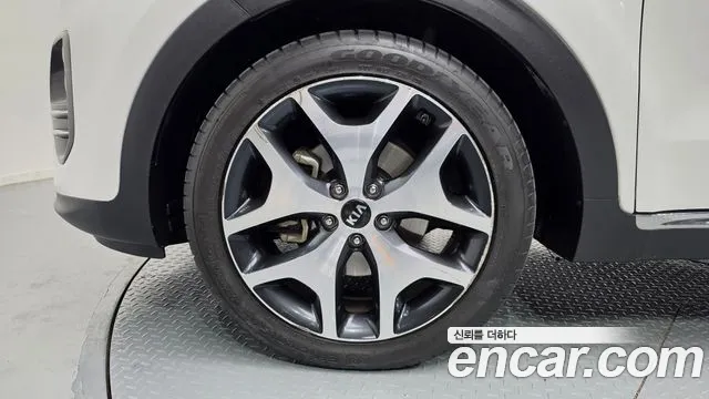 Kia Sportage 2016 thumb 5
