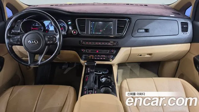 Kia Carnival 2019 thumb 7