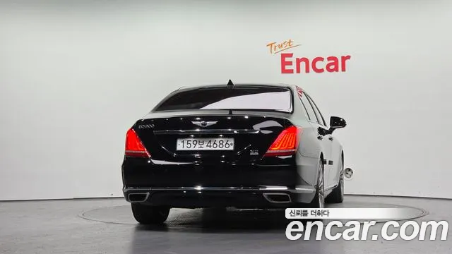 Genesis G90 2016 thumb 4