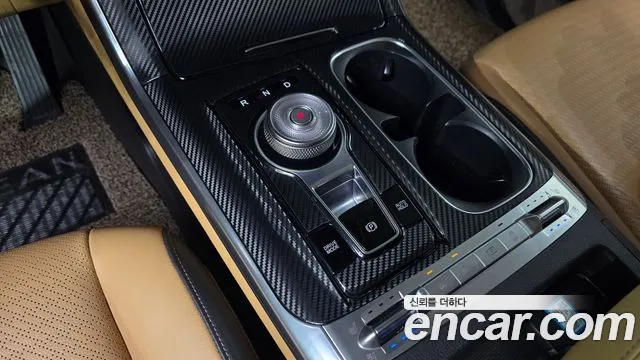 Kia Carnival 2021 thumb 9