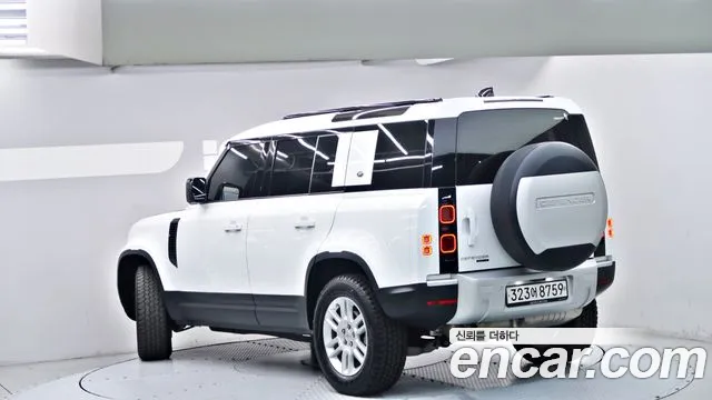 Land Rover Defender 2020 thumb 4