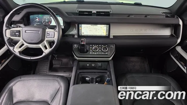 Land Rover Defender 2021 thumb 7