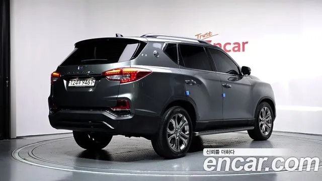 KG_Mobility_Ssangyong Rexton 2019 thumb 2
