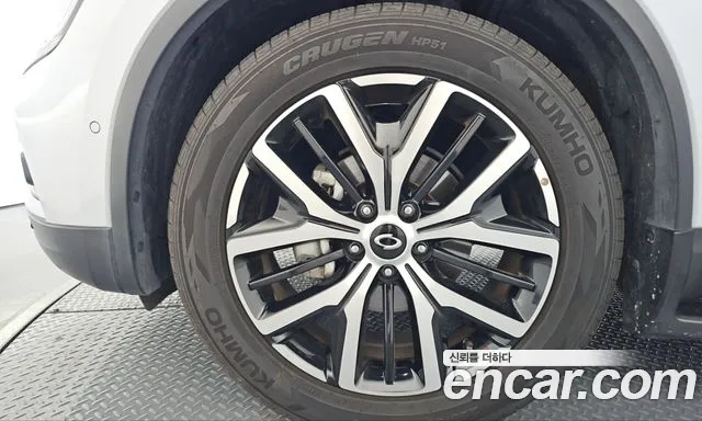 Renault-KoreaSamsung Koleos 2020 thumb 5