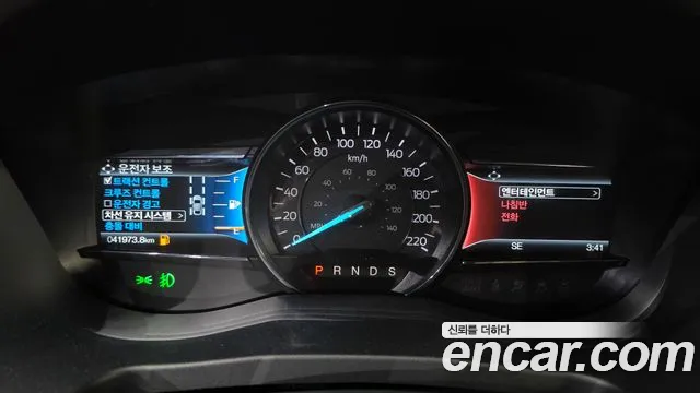 Ford Explorer 2019 thumb 7