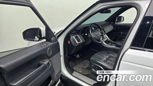 Land Rover Range Rover Sport 2016 thumb 11