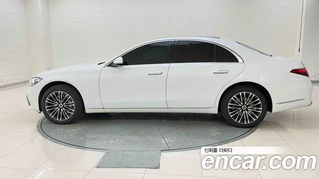 Mercedes-Benz S-Класс 2026 thumb 2