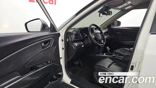 KG_Mobility_Ssangyong TIBOLI 2021 thumb 10
