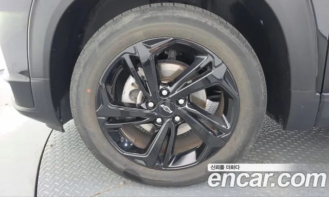 ChevroletGMDaewoo TrailBlazer 2020 thumb 5