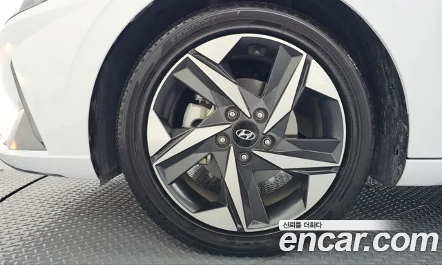 Hyundai Avante 2022 thumb 4