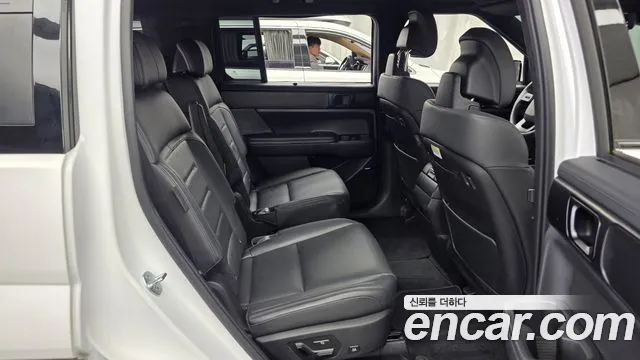 Hyundai Santa Fe 2023 thumb 12