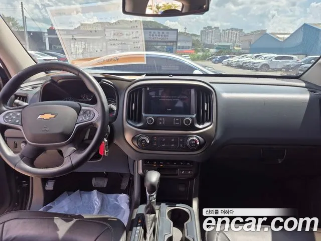 ChevroletGMDaewoo Colorado 2023 thumb 12