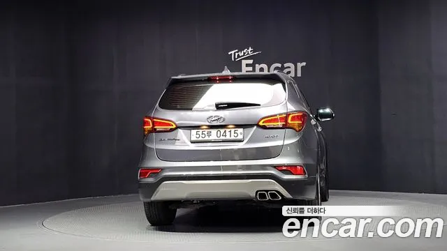 Hyundai Santa Fe 2016 thumb 4