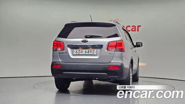 Kia Sorento 2012 thumb 4
