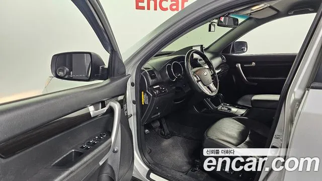 Kia Sorento 2012 thumb 10
