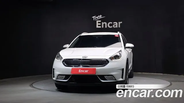 Kia Niro 2018 thumb 3
