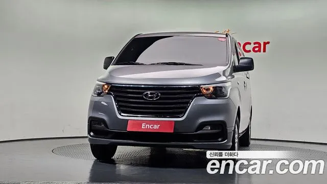 Hyundai Starex 2018 thumb 3