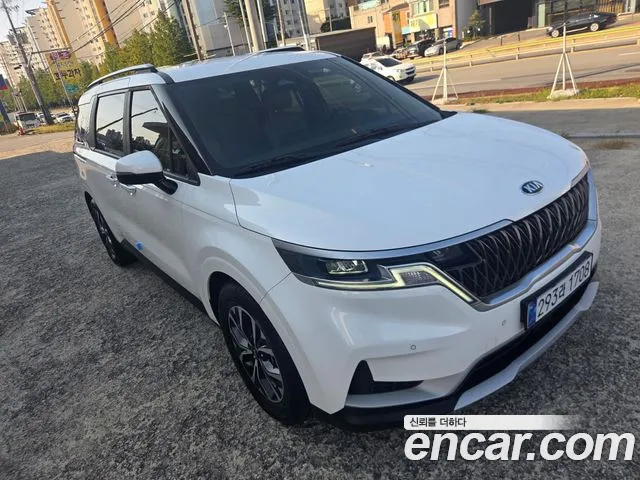 Kia Carnival 2020 thumb 3