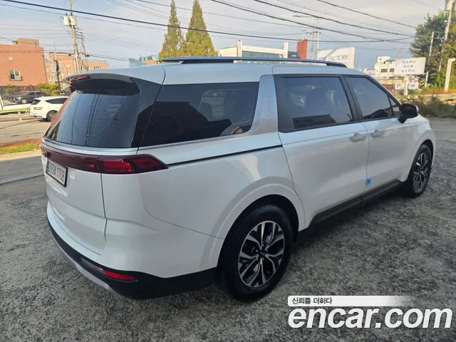 Kia Carnival 2020 thumb 5