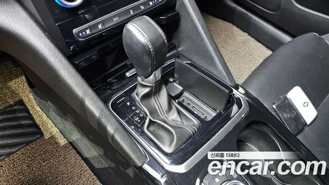 Renault-KoreaSamsung Megane 2016 thumb 9