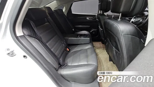 Renault-KoreaSamsung Megane 2016 thumb 12