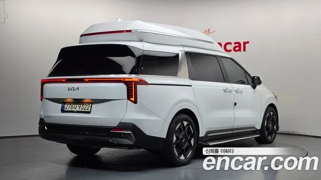 Kia Carnival 2024 thumb 2