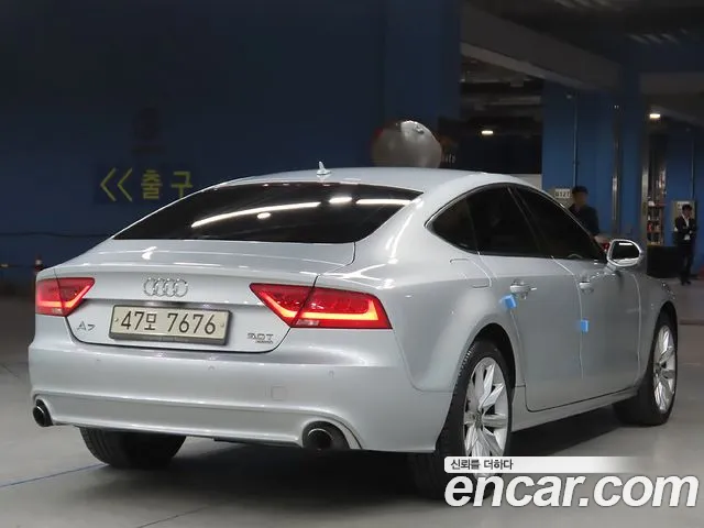 Audi A7 2014 thumb 2