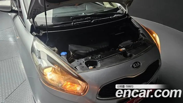 Kia Carens 2014 thumb 6