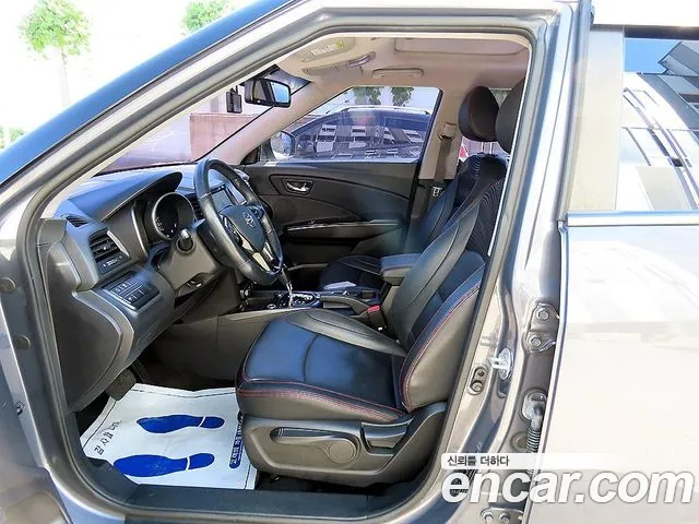 KG_Mobility_Ssangyong TIBOLI 2017 thumb 5