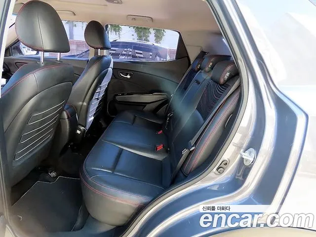 KG_Mobility_Ssangyong TIBOLI 2017 thumb 6