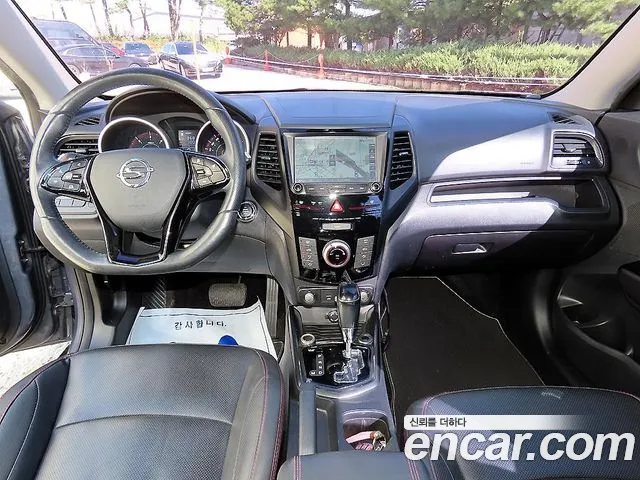 KG_Mobility_Ssangyong TIBOLI 2017 thumb 7