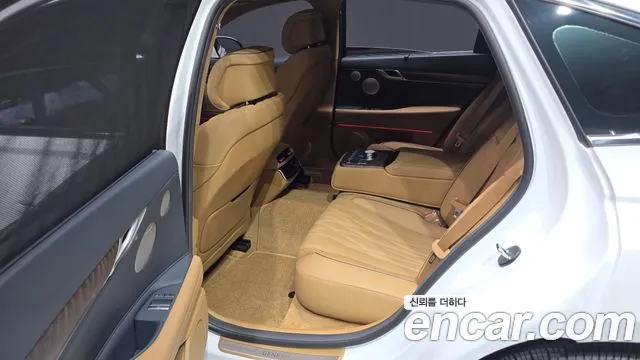 Genesis G80 2025 thumb 12