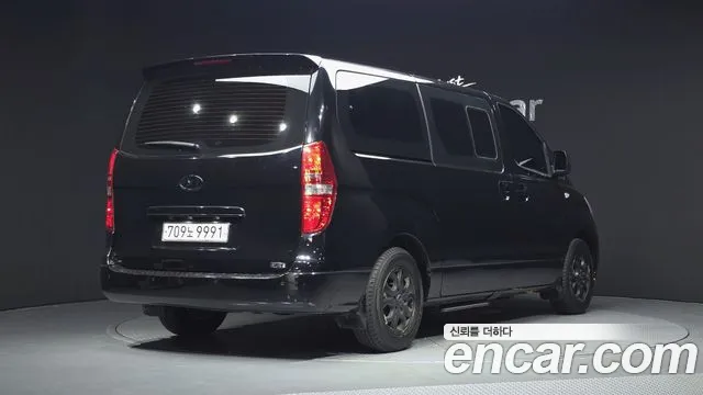 Hyundai Starex 2013 thumb 2